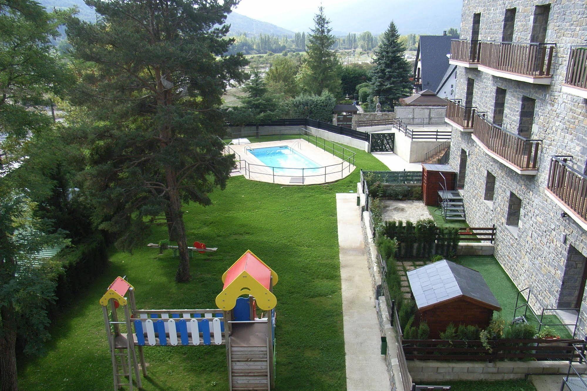Roca Nevada Suites 비야누아 외부 사진